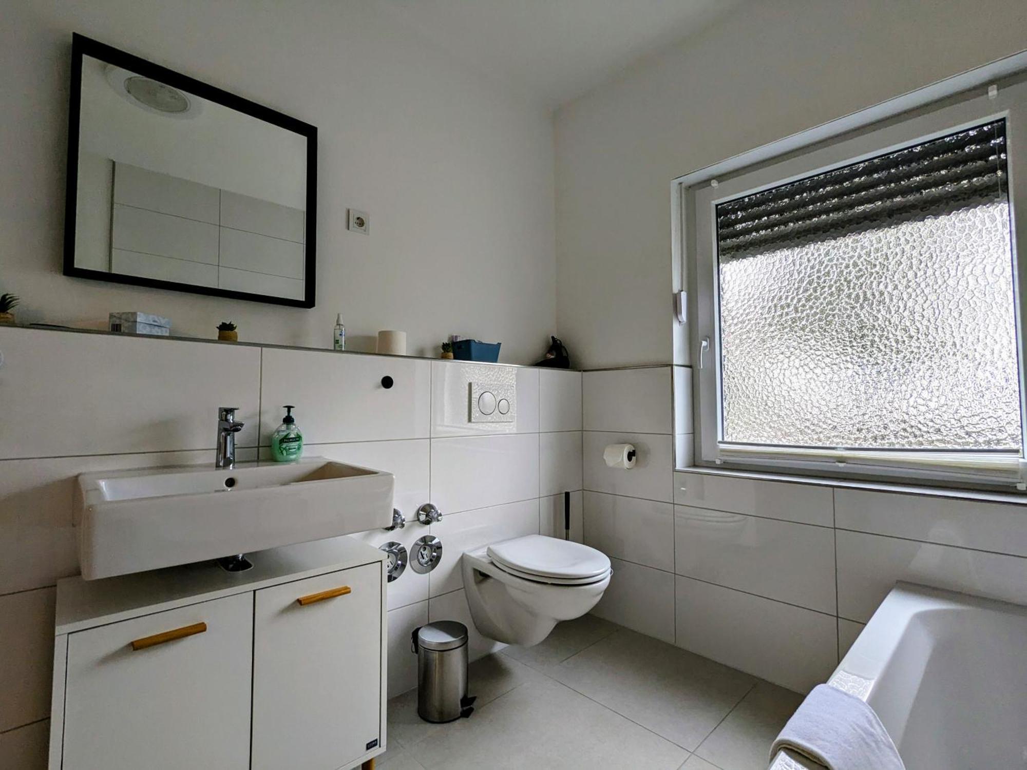 55Qm Messe Wohnung, Trade Fair, 6 Minuten Zur Messe ไรน์ชเตทเทน ภายนอก รูปภาพ