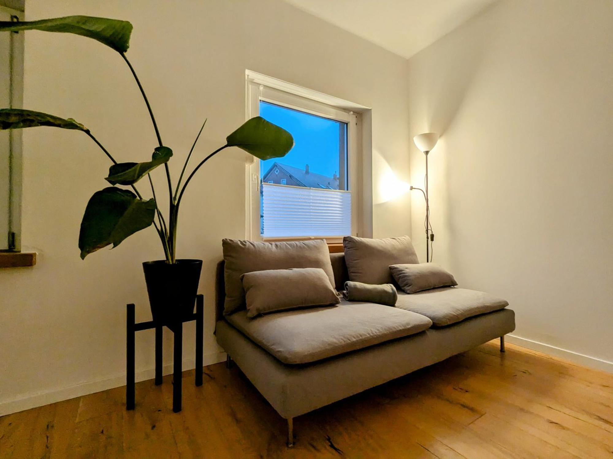 55Qm Messe Wohnung, Trade Fair, 6 Minuten Zur Messe ไรน์ชเตทเทน ภายนอก รูปภาพ