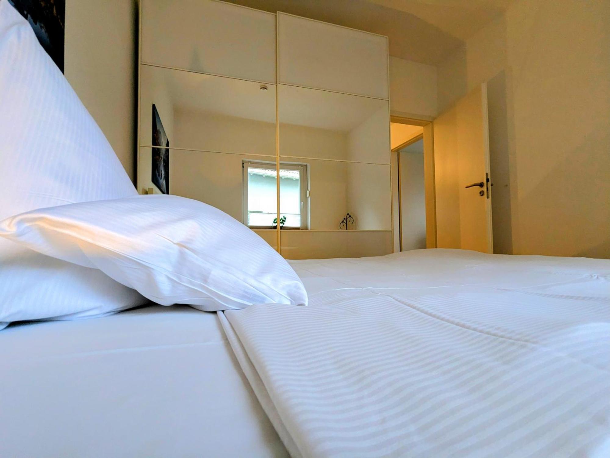 55Qm Messe Wohnung, Trade Fair, 6 Minuten Zur Messe ไรน์ชเตทเทน ภายนอก รูปภาพ